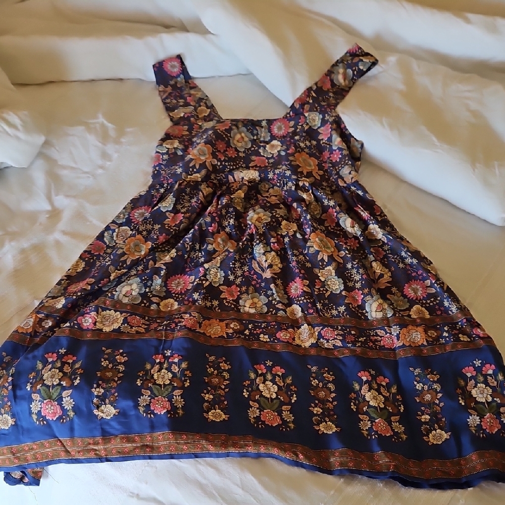 NATURAL LIFE Floral Mini Dress - Navy and Pink